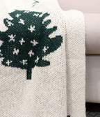 Fifth Element Classic Christmas Tree Knitted Throw