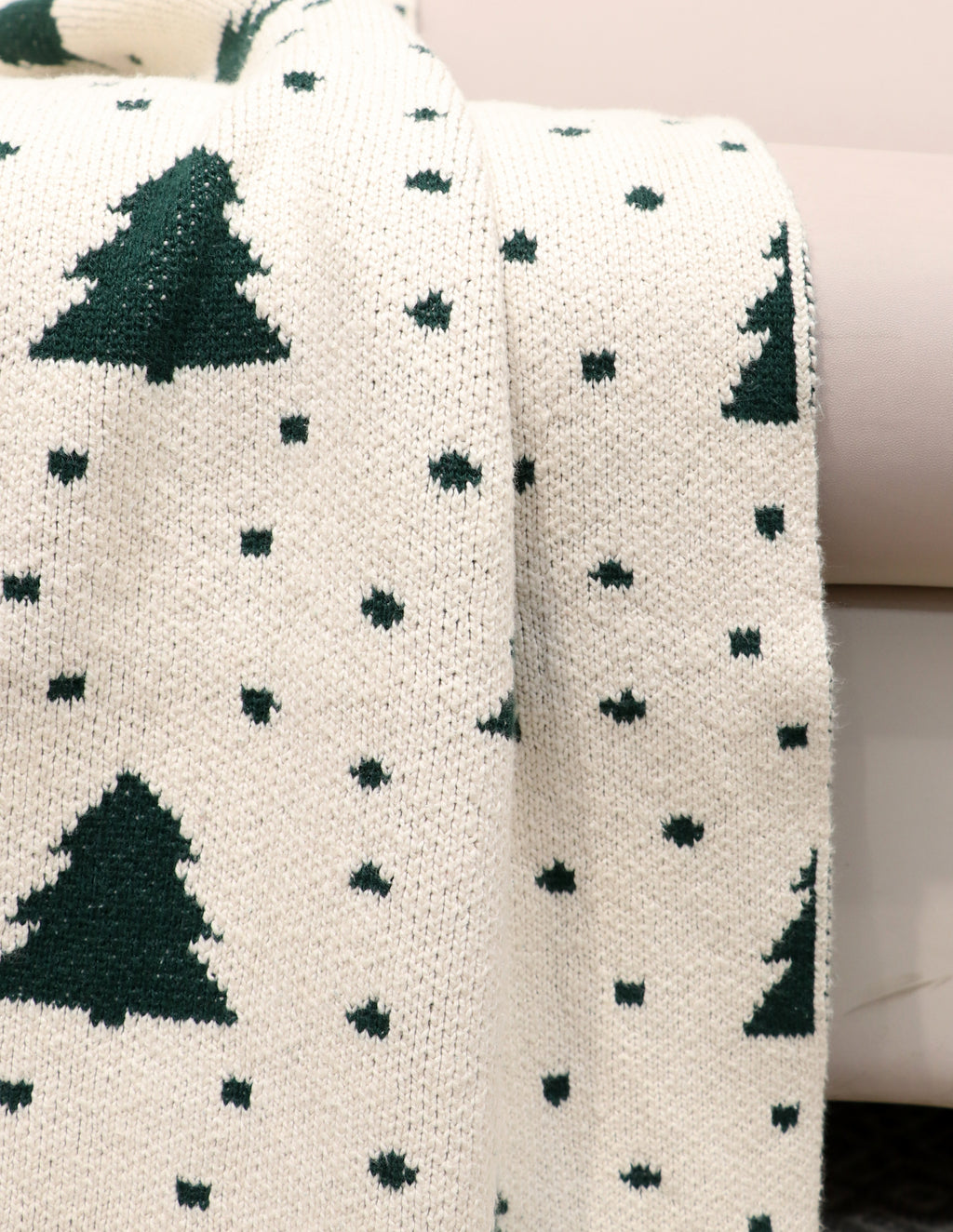 Fifth Element Snowy Pine Christmas Knit Throw