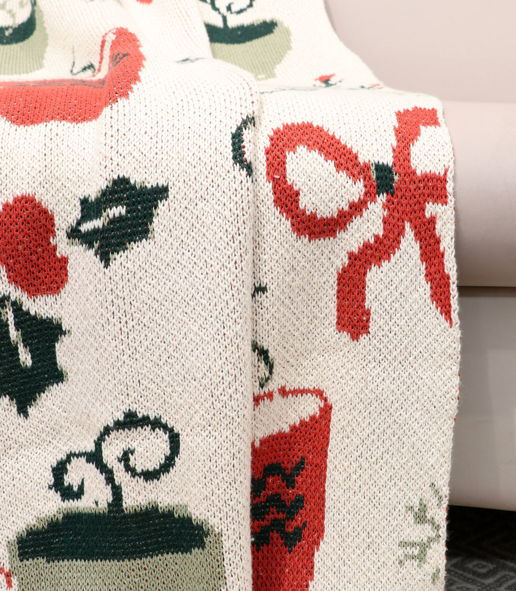 Fifth Element Cozy Christmas Mugs Knit Throw