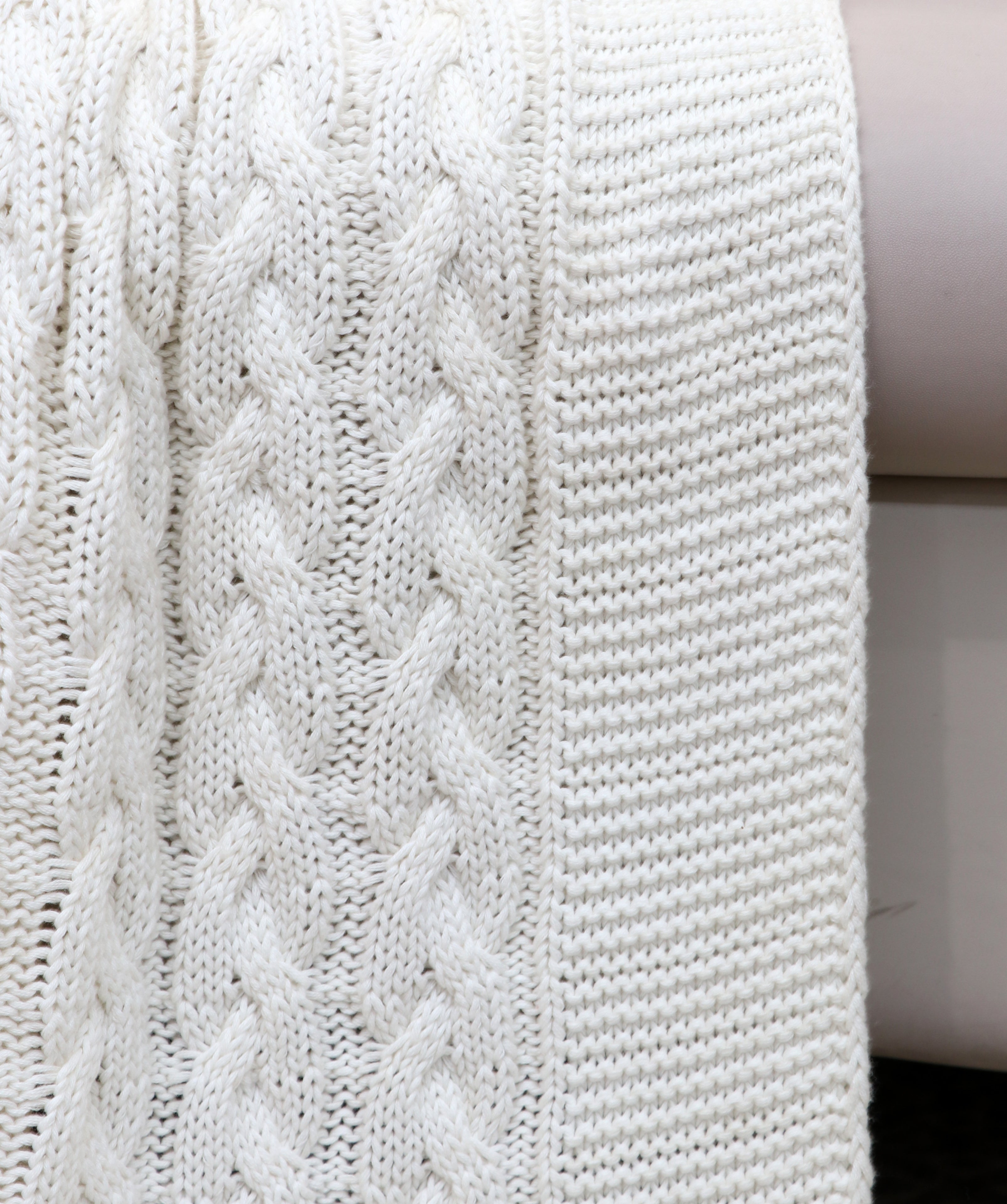 Fifth Element Cable Knitted Throw – Ivory White