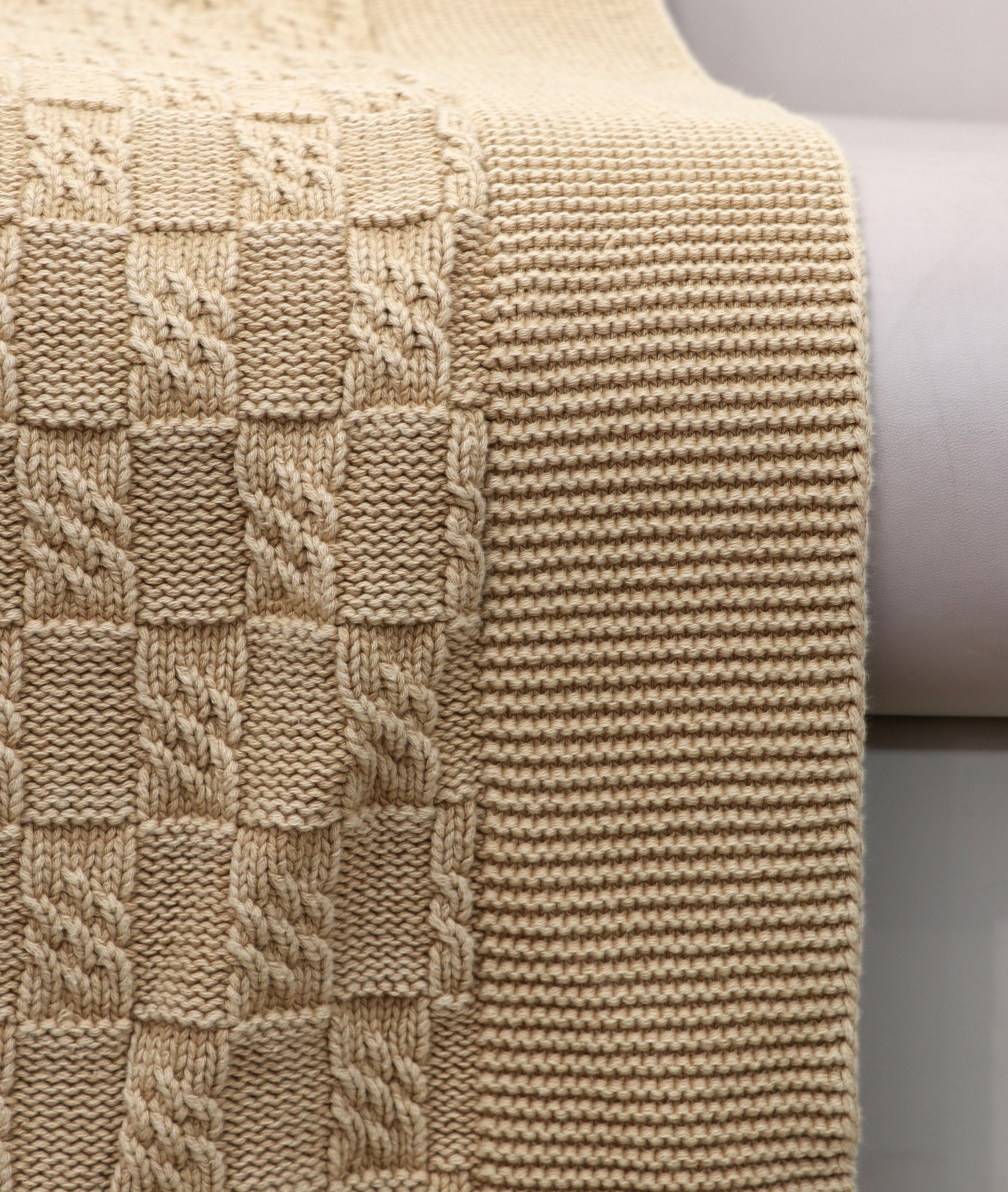 Fifth Element Textured Knitted Throw – Beige