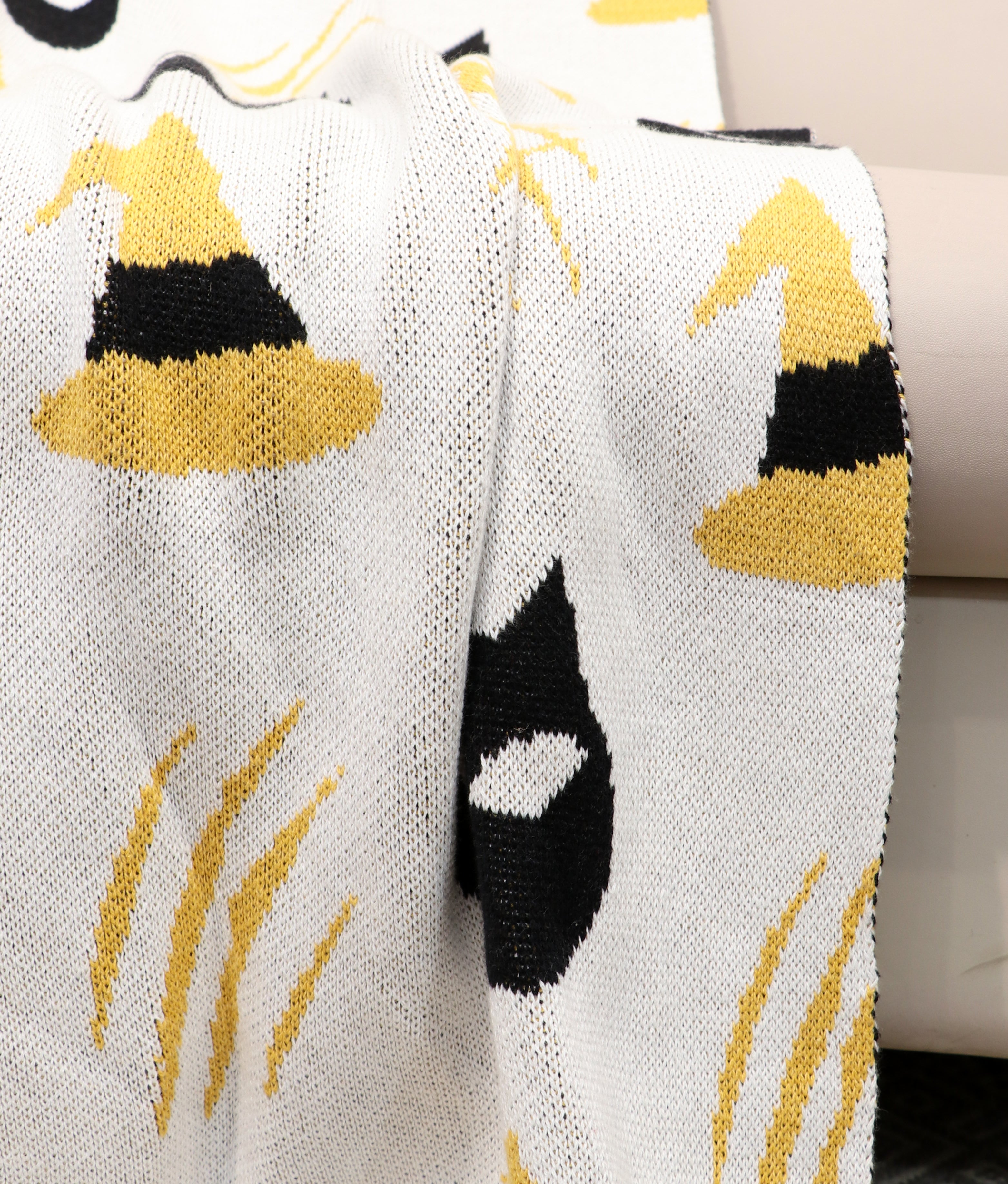 Fifth Element Midnight Mischief Halloween Throw