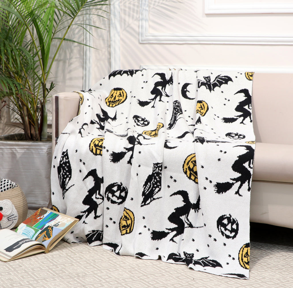 Fifth Element Spooky Silhouettes Halloween Throw