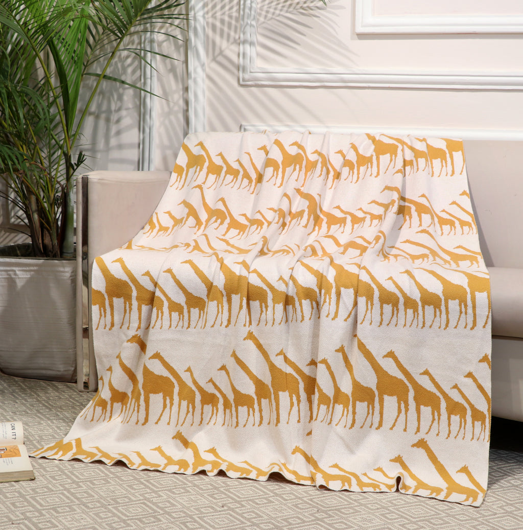 Fifth Element Giraffe Parade Knitted Throw