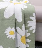 Fifth Element Daisy Bloom Cozy Throw
