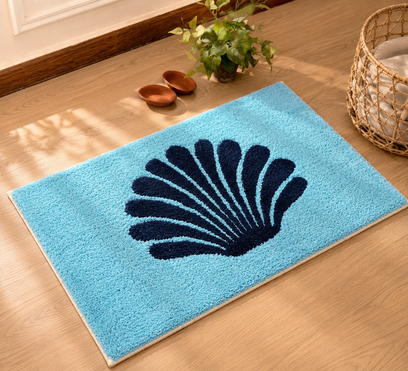 Aqua Shell Bath Mat