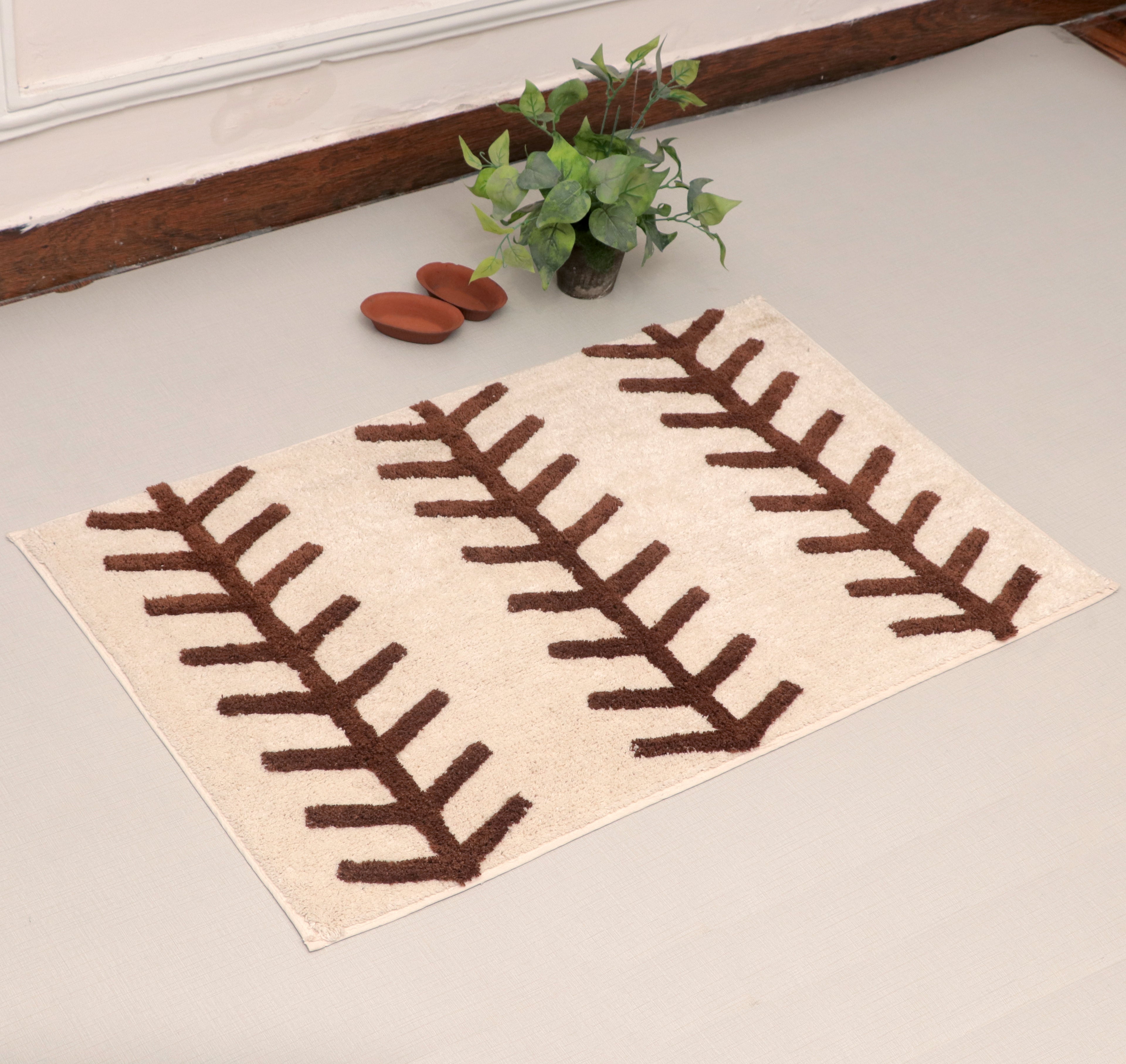 Fifth Element Mid-Century Chevron Bath Mat