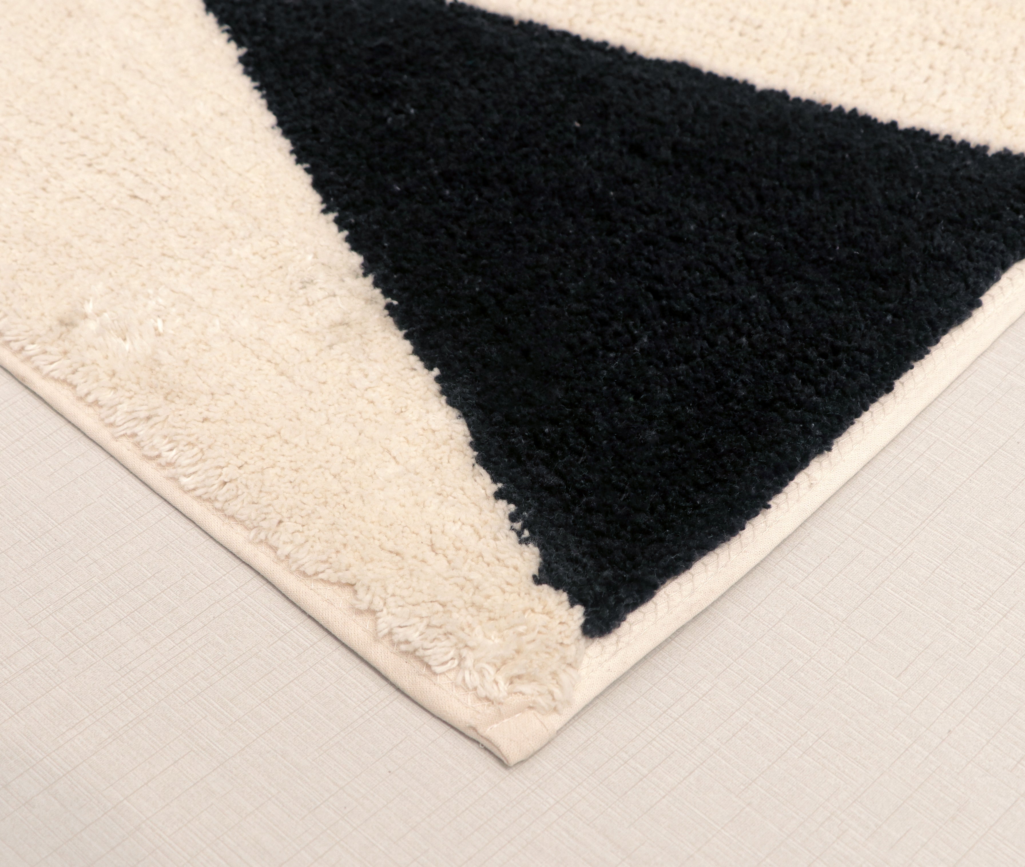 Fifth Element Abstract Black & Beige Bath Mat