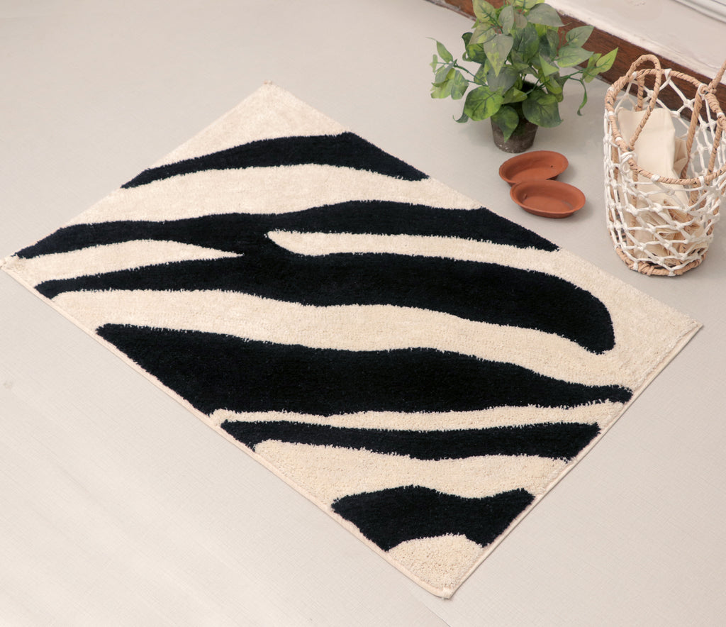 Fifth Element Zebra Stripes Bathmat