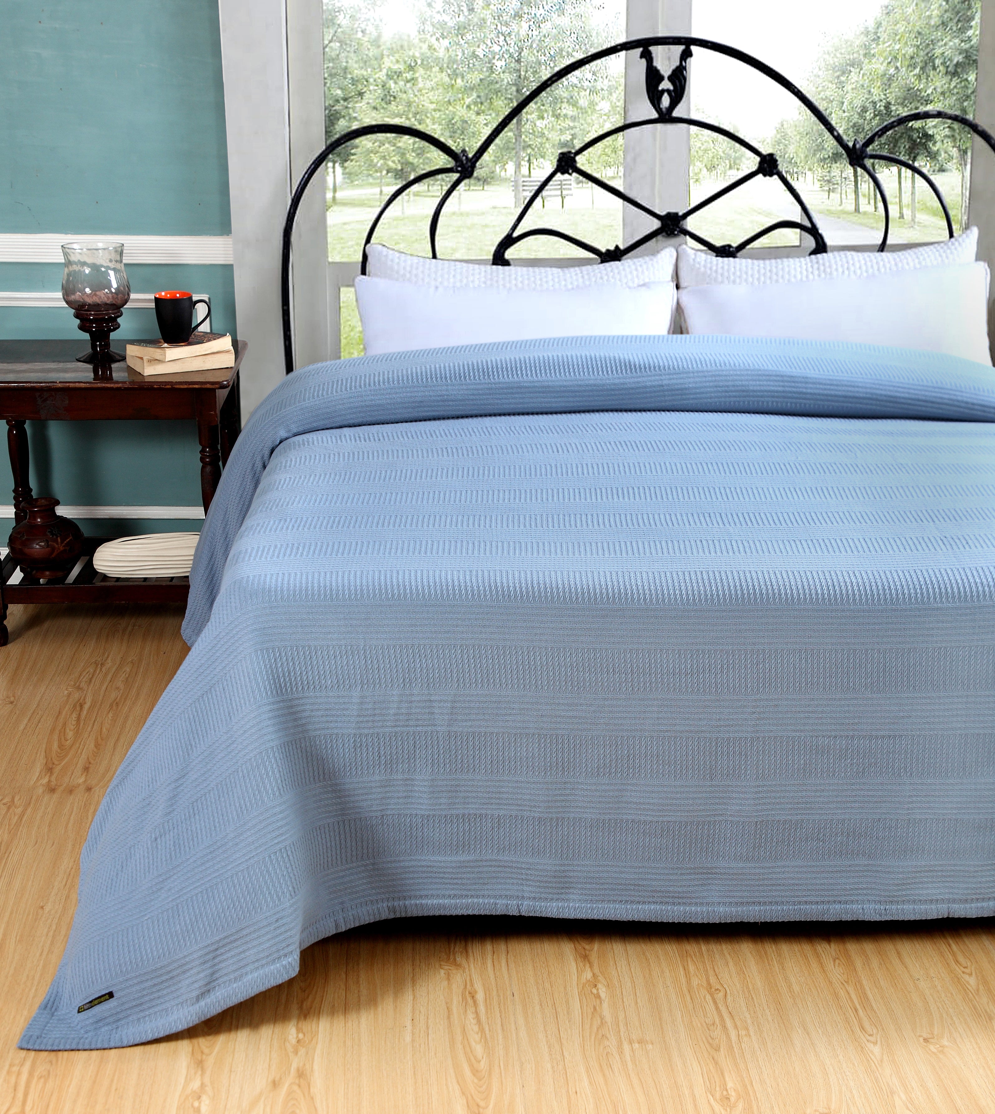 Fifth Element Premium Sky Blue Knitted Blanket
